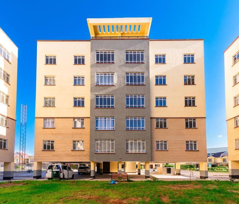 Serena 3br W Mall And Pool * Nairobi
